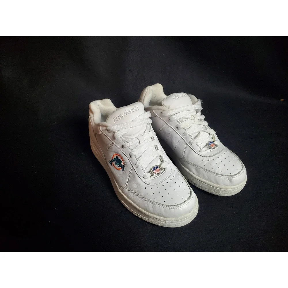 Reebok Miami Dolphins NFL White Leather Low Top Sneakers Womens 8.5 RB 607 KTS